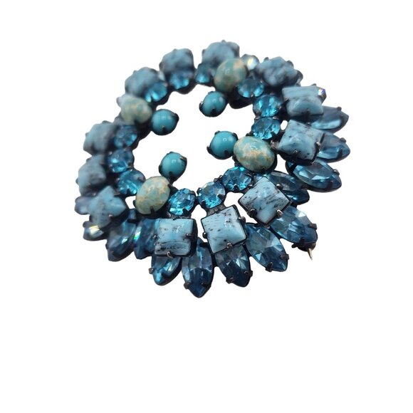 Signed Schreiner NY Turquoise Matrix Glass and Rhinestone Layered Brooch (A4944) - Picture 5 of 7
